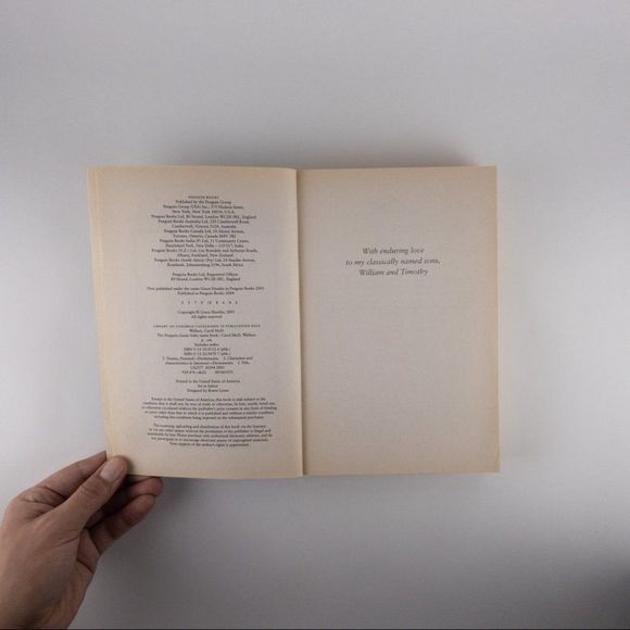 3/$10 - The Penguin Classic Baby Name Book by Carol McD. Wallace - Picture 4 of 12